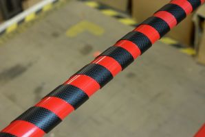Černá protiskluzová páska na zábradlí FLOMA Handrail Grip - délka 18,3 m, šířka 5 cm, tloušťka 1,11 mm